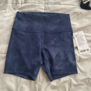 NWT | Wunder Train Shorts  6” | Size 8 | Diamond Dye